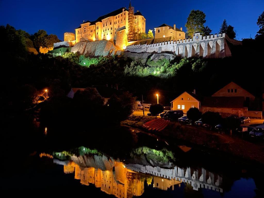 Penzion Na Zastávce Cesky Sternberk Exterior foto